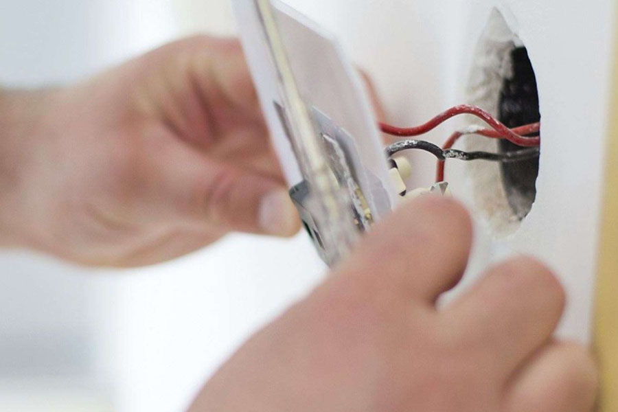 Installer une prise électrique