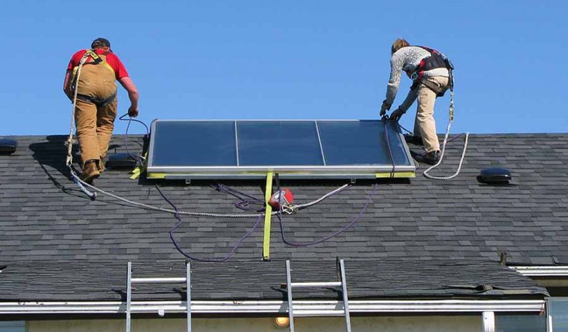 Installateur de panneaux photovoltaïques