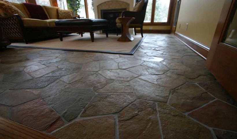 Revêtement de sol en pierre